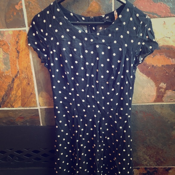 Sz 4 h and m polka dot dress - Picture 1 of 3